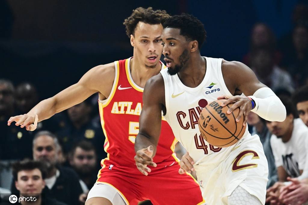 米切尔37分约翰逊空砍23+13 骑士主场胜老鹰